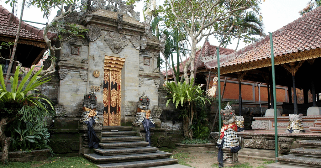 ubud palace